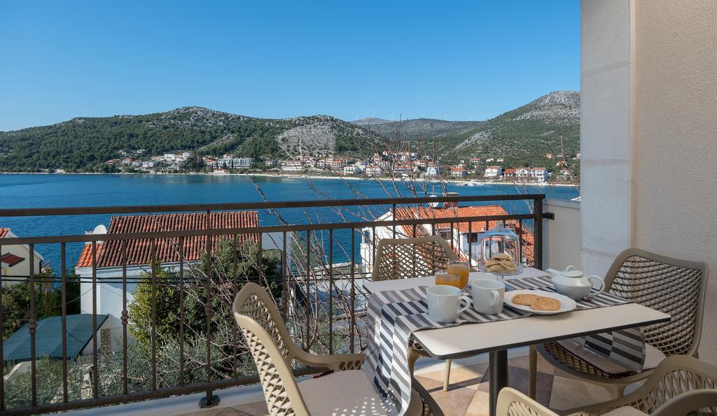 Arka Trogir Apartments - セゲット・ヴラニツァ エクステリア 写真