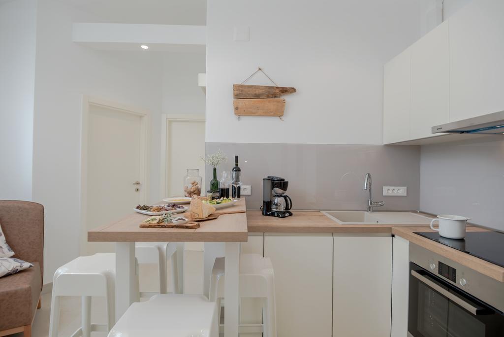 Arka Trogir Apartments - セゲット・ヴラニツァ エクステリア 写真
