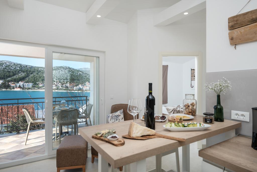 Arka Trogir Apartments - セゲット・ヴラニツァ エクステリア 写真