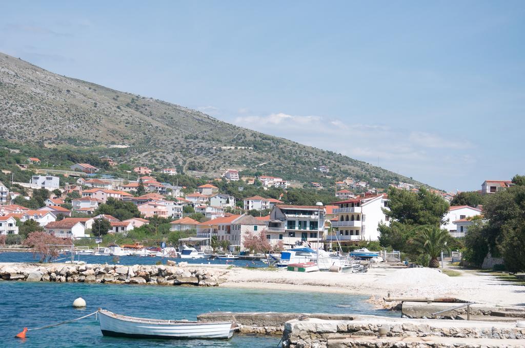 Arka Trogir Apartments - セゲット・ヴラニツァ エクステリア 写真