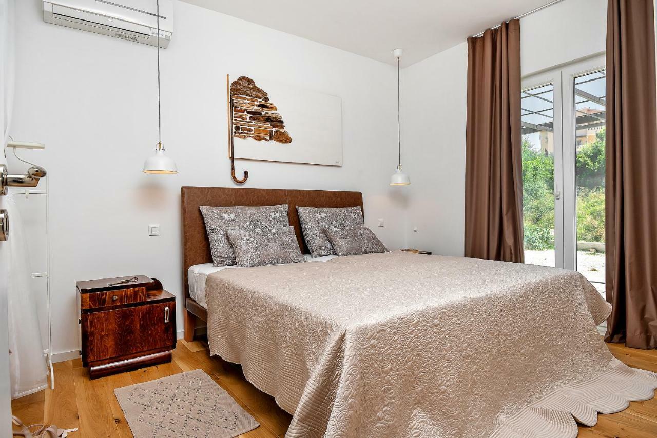 Arka Trogir Apartments - セゲット・ヴラニツァ エクステリア 写真